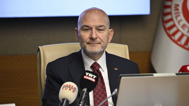 Özel'e açtığı davayı kazandı