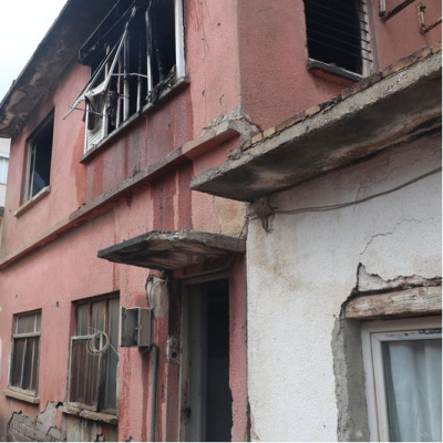 Antalya'da korkutan ev yangını