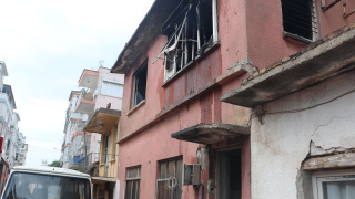 Antalya'da korkutan ev yangını