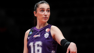 Saliha ve Kübra F.Bahçe'de - HT Spor