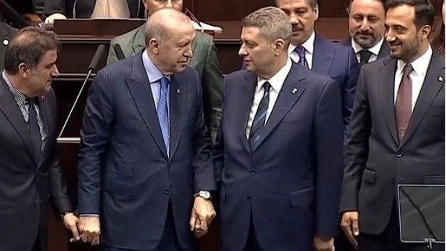Ersin Beyaz AK Parti'ye katıldı