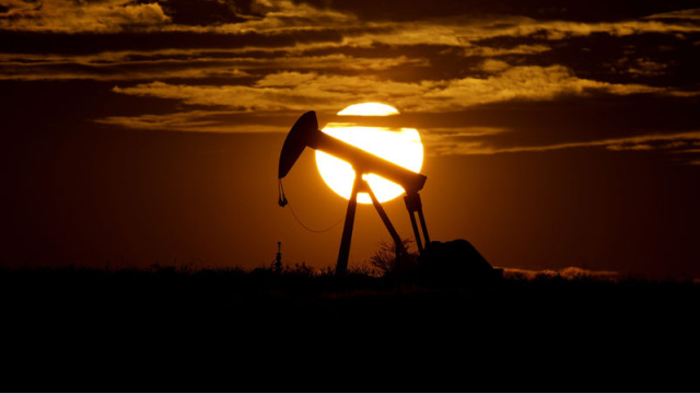 ABD'nin ticari ham petrol stokları azaldı