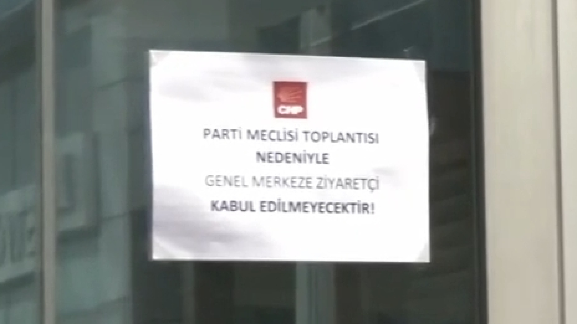 CHP Genel Merkezi'ne ziyaretçi yasağı getirildi