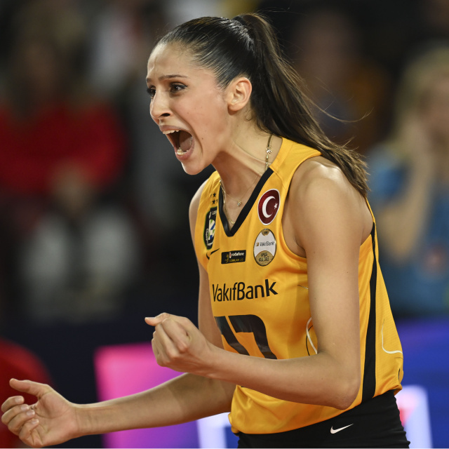 VakıfBank, Derya Cebecioğlu'na veda etti!