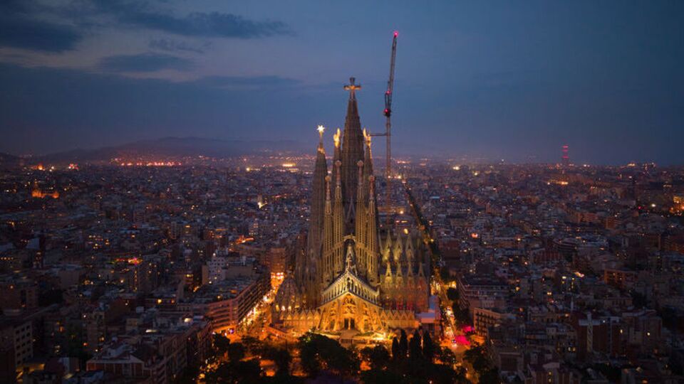 Sagrada Familia'da görkemli açılış