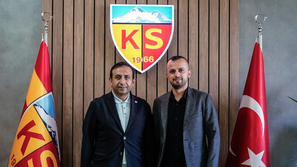 İlhan Parlak Kayserispor'a geri döndü!