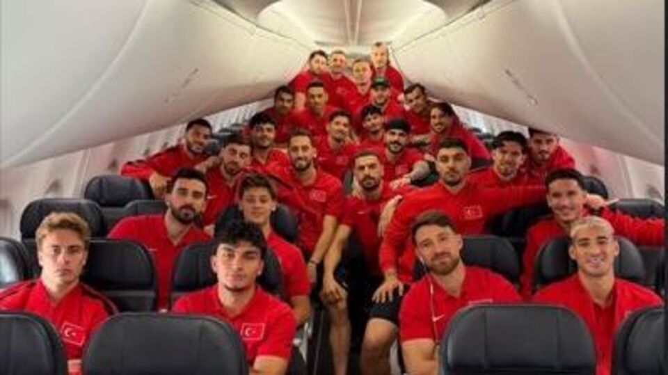 Milli Takım, Kanada'ya gitti