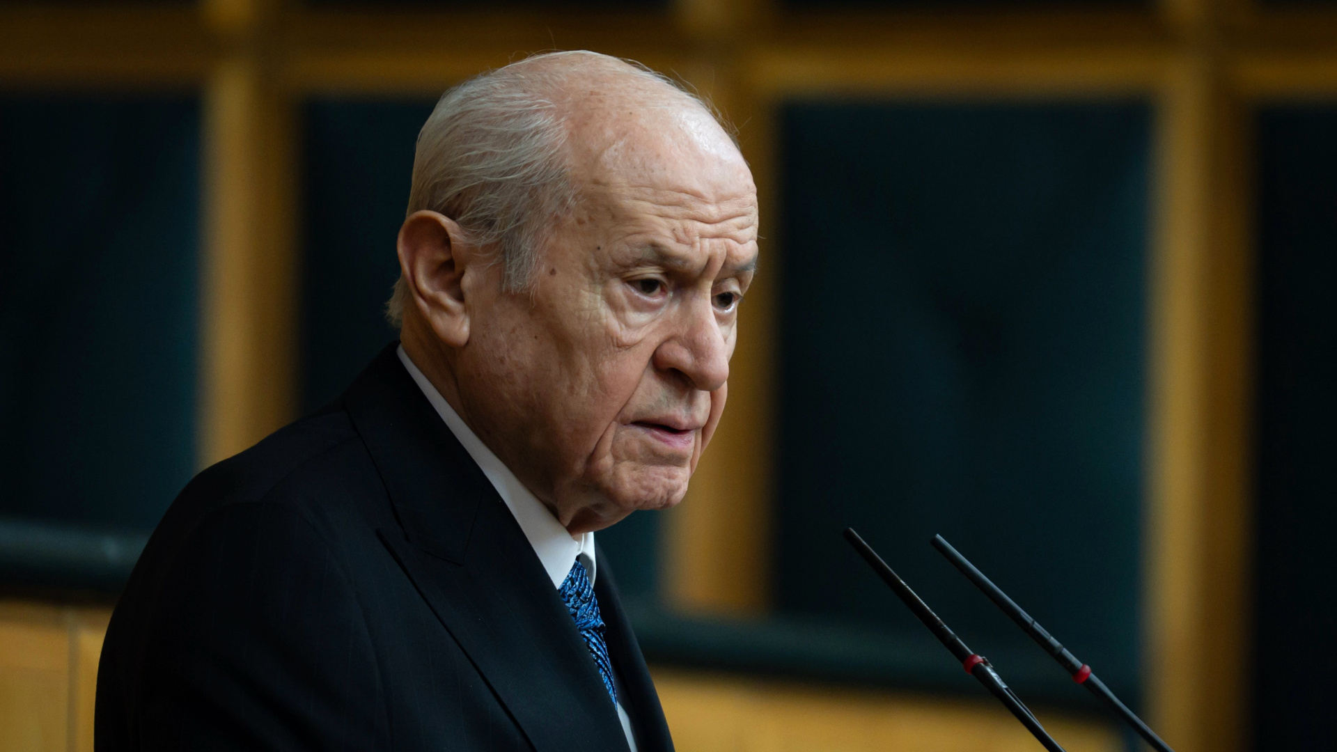 MHP Lideri Bahçeli'den CHP'ye Sert Eleştiri: Bu Yol Doğru Yol Değildir