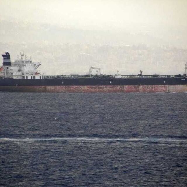 İstanbul Boğazı gemi geçişine kapatıldı