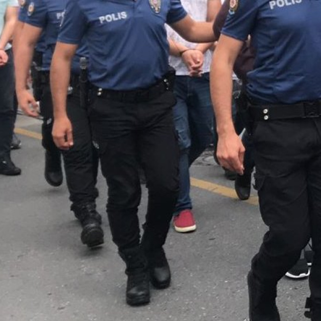 Araç kiralama dolandırıcılarına operasyon: 6 tutuklama
