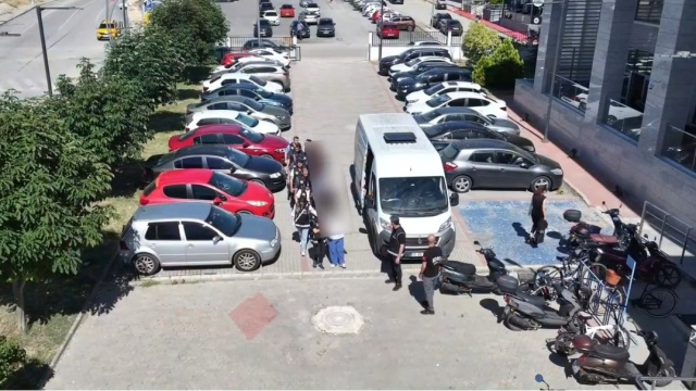 Aralarında doktorlar da var! Sahte rapora 13 tutuklama!
