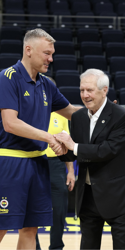 Aziz Yıldırım'dan Fenerbahçe Beko'ya ziyaret!