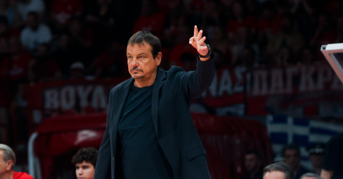 Ataman'lı Panathinaikos, şampiyonluğu Olympiakos'a kaptırdı