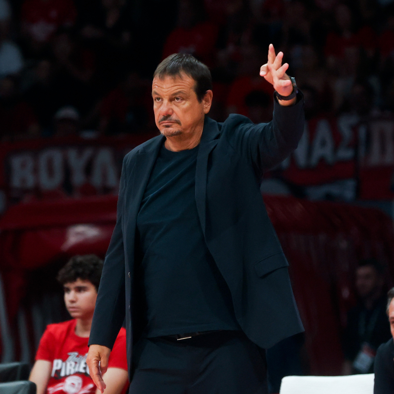 Ataman'lı PANA, şampiyonluğu Olympiakos'a kaptırdı!