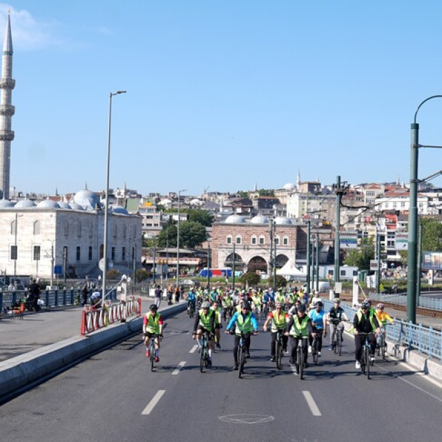 İstanbul'da bazı yollar trafiğe kapatılacak