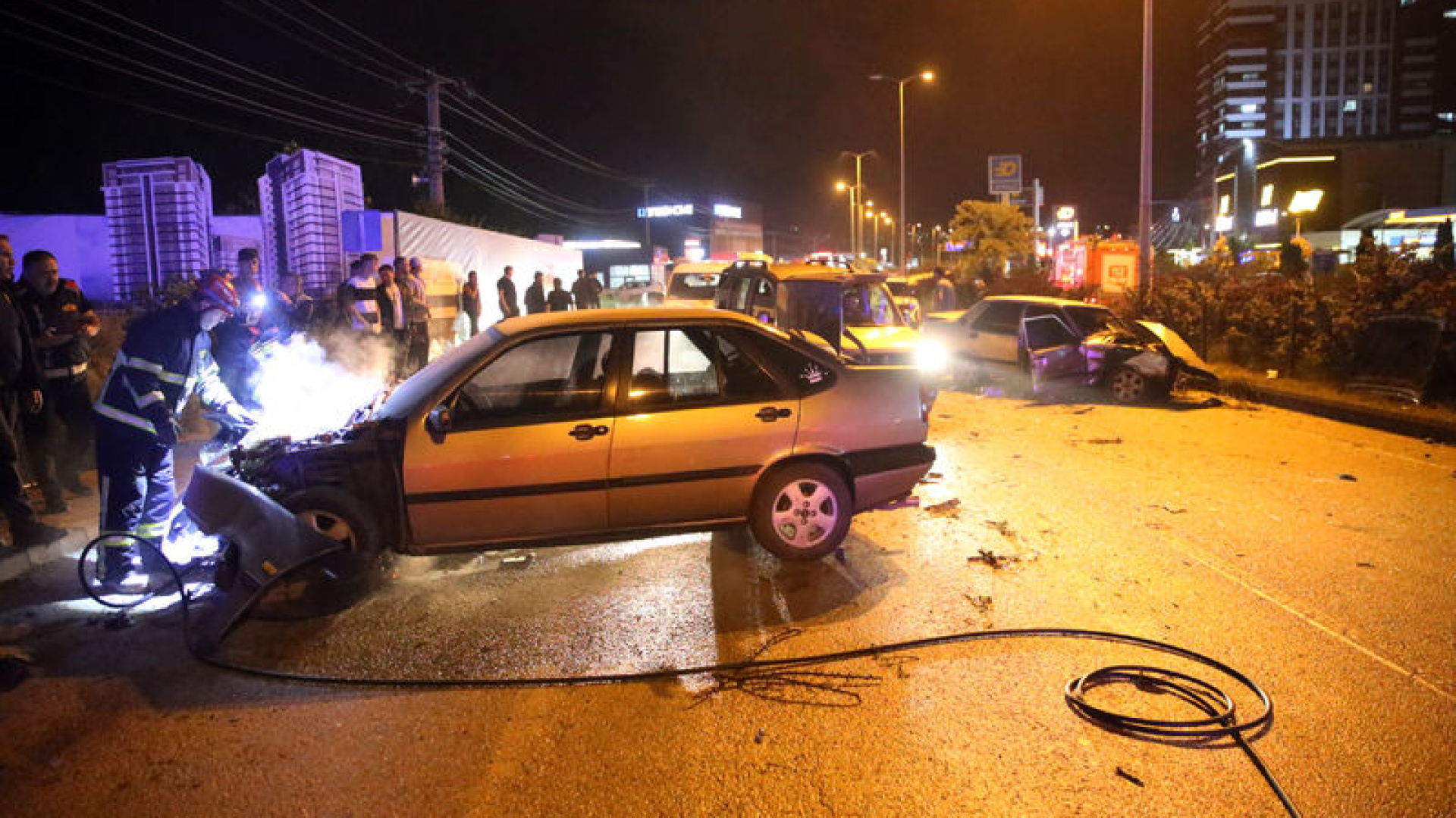Kastamonu'da zincirleme kaza: 1'i ağır 6 yaralı