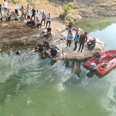 17 yaşındaydı, girdiği Çay'da boğuldu
