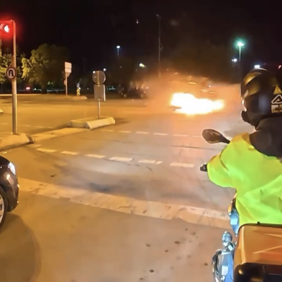 Hızla çarptı, patlama yaşandı! İstanbul'da korkunç kaza!