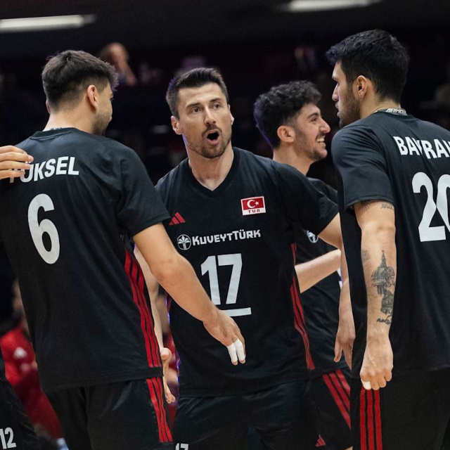 Filenin Efeleri, Kanada'yı son sette yendi!