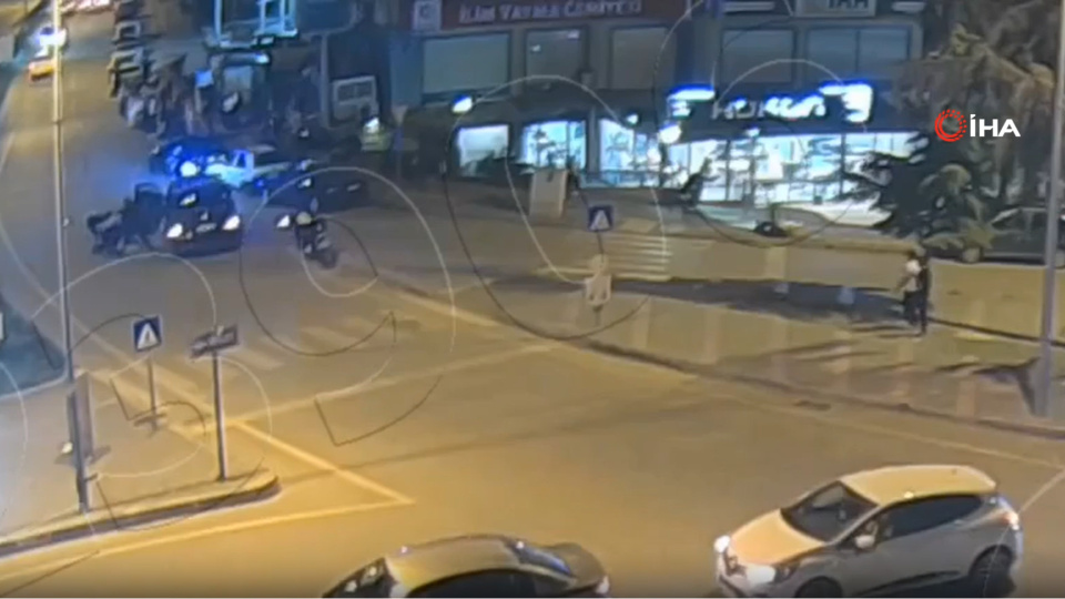 Nefes borusuna kek kaçtı, polis kurtardı
