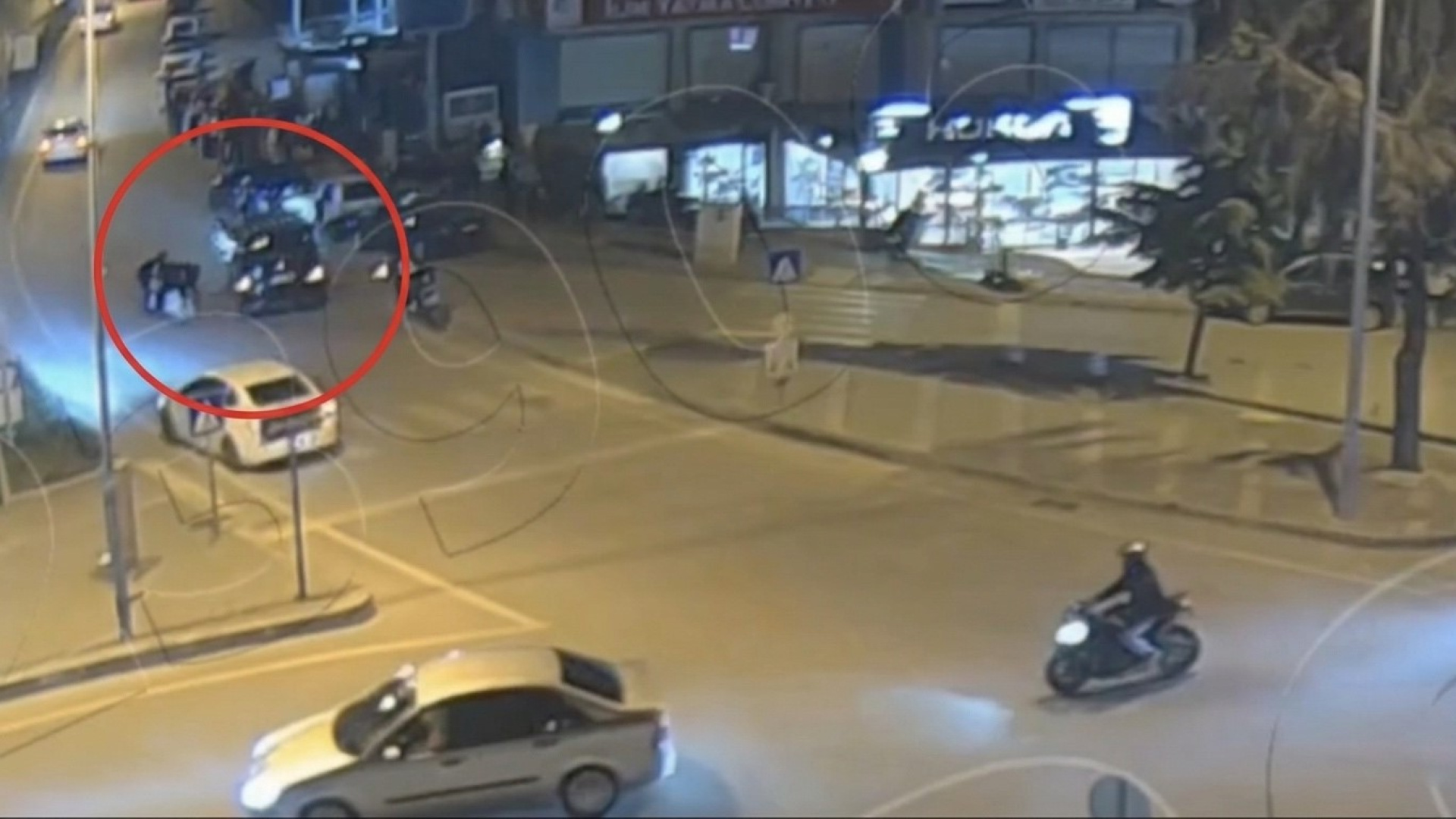 Çankırı'da Nefes Borusu Tıkanan Sürücüyü Polis Heimlich Manevrasıyla Kurtardı