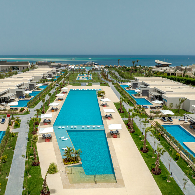 Hurghada'daki ikinci otelini açtı