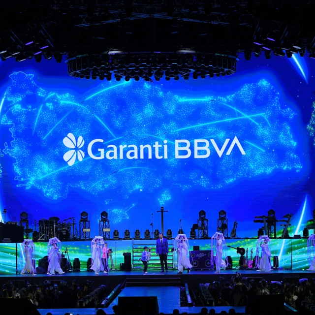 Garanti BBVA, 80. yılını 23 bin çalışanıyla kutladı