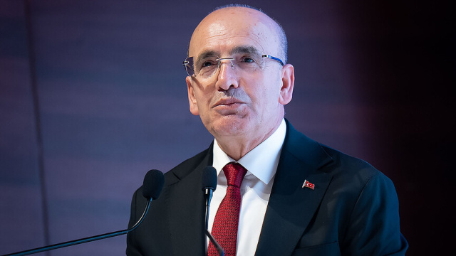 Türkiye'yi küresel bir üretim merkezi haline getirmek için çalışmalarımıza devam ediyoruz"