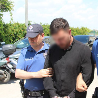 Bar çalışanı kadınla mekandan çıkmak isteyen uzman çavuş 2 kişiyi vurdu!