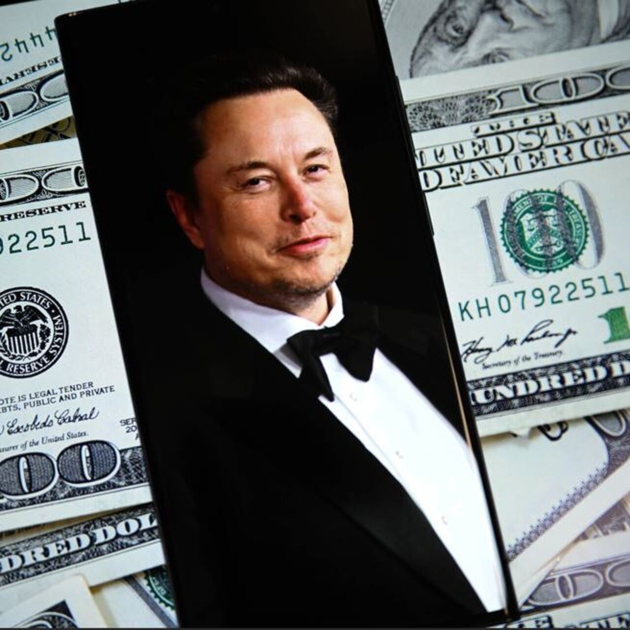 Elon Musk durdurulamıyor: Bir günde 165 milyar dolar kazandı