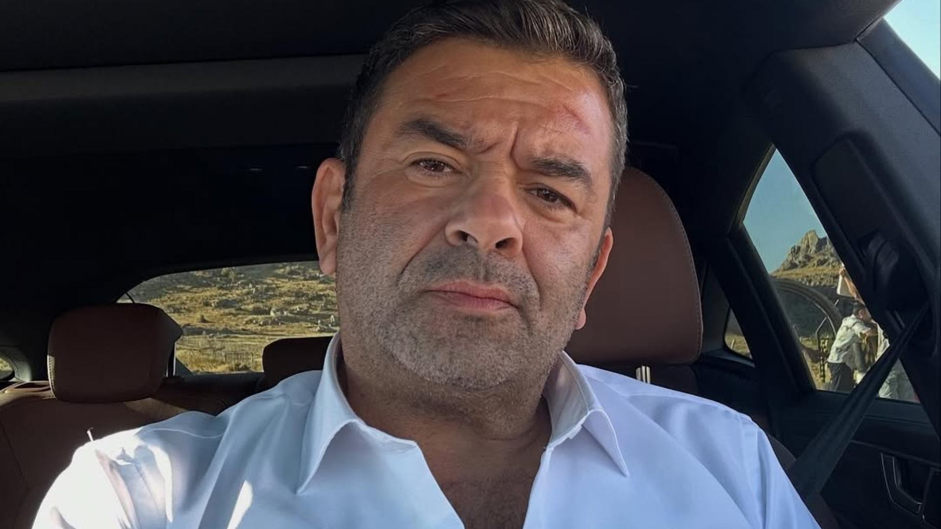 Bülent Şakrak'ın kalp damarına stent takıldı