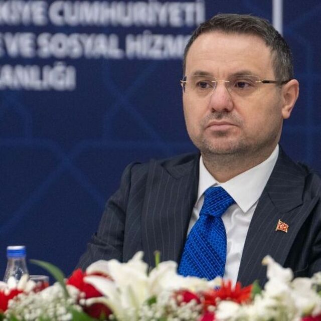 "En büyük sorun gençlerin uyuşturucuya bulaşması"