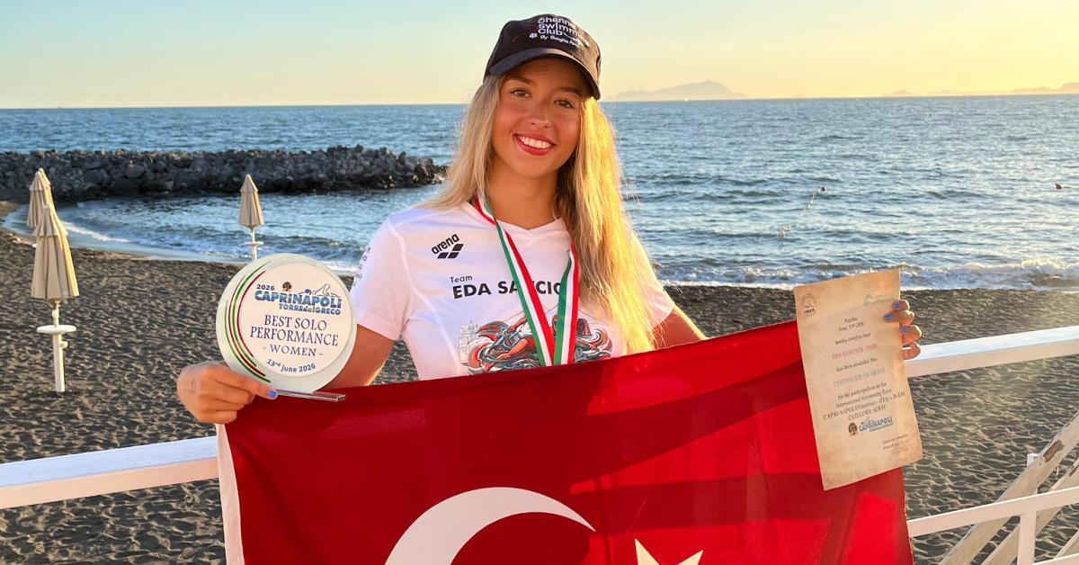 Ultra Maraton Yüzmede Tarihi Başarı