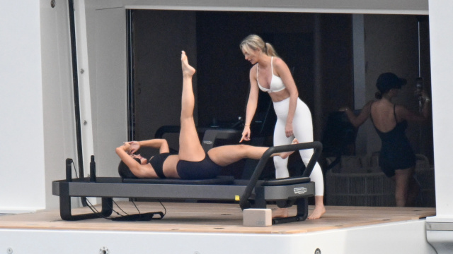 Lüks yatta pilatesli tatil