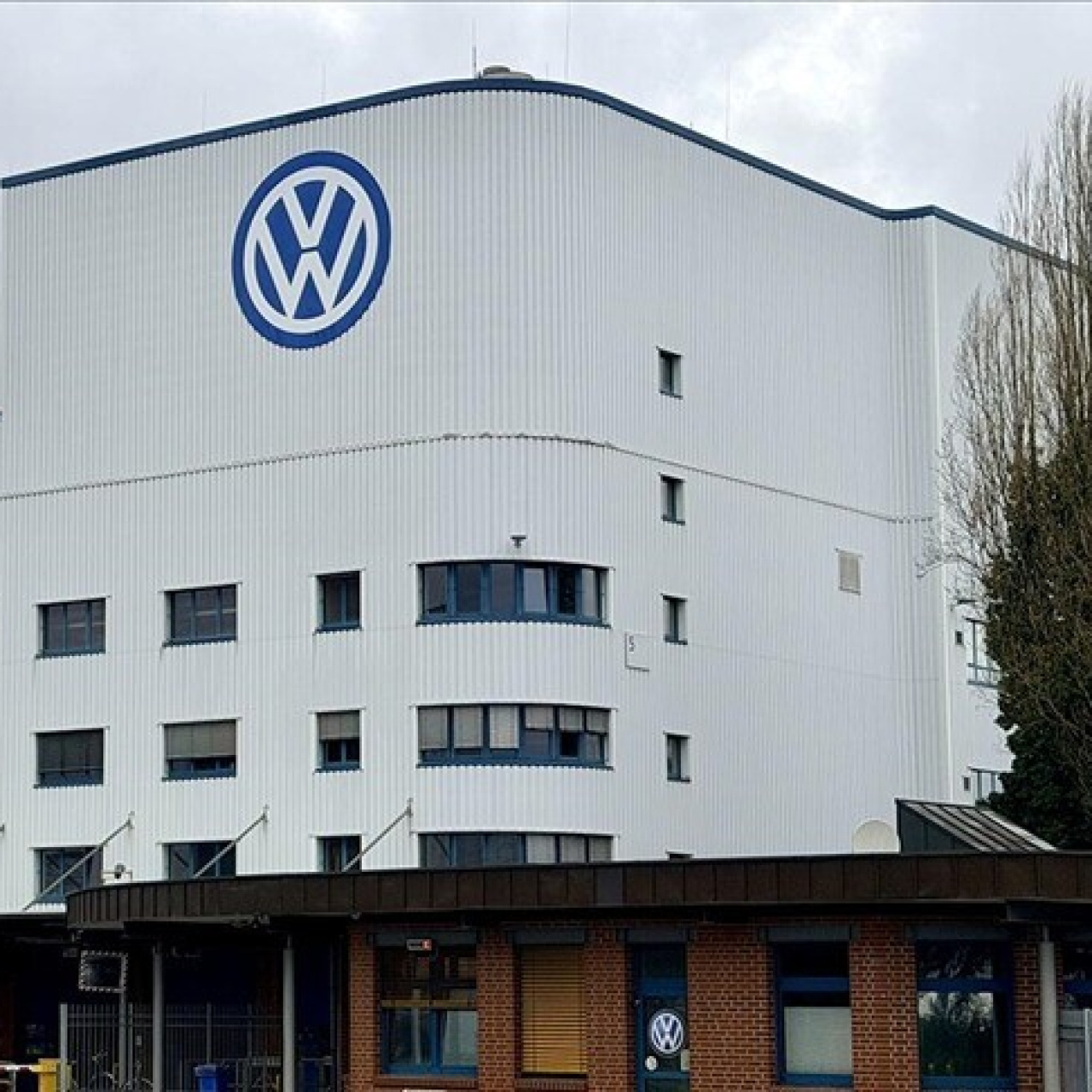 Volkswagen'de daralma sinyali