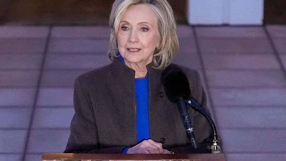 Clinton: Netanyahu, İran'a takıntılıydı