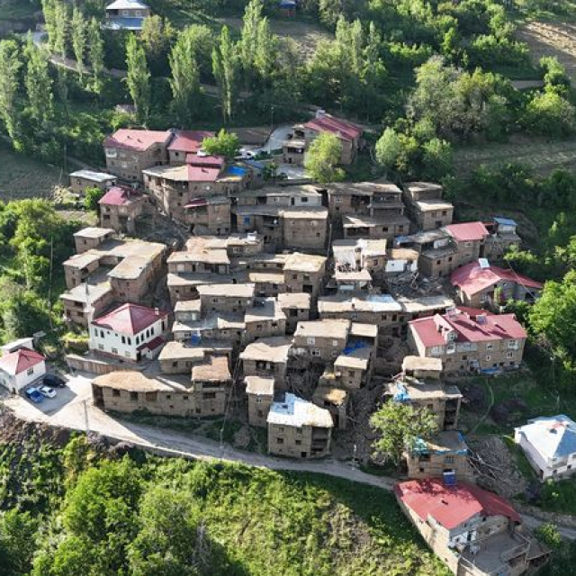 Yamaçlara kurulmuş! Bitlis'in 300 yıllık mirası