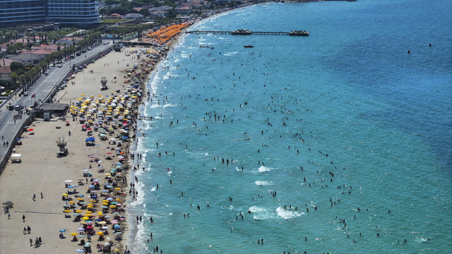 Çeşme’de 24 saat yerel lezzet durakları