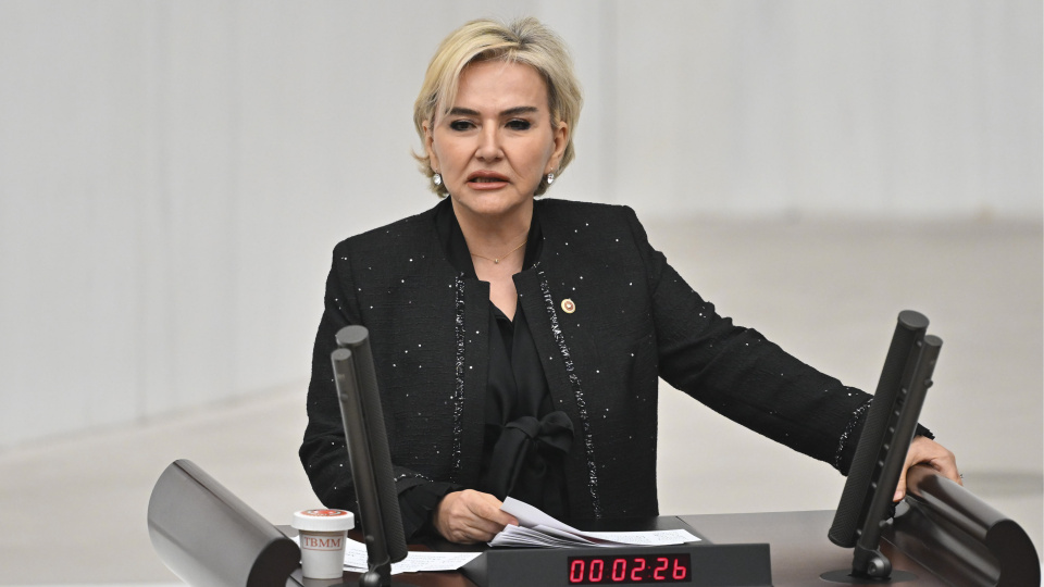 Özdemir, CHP'den istifa etti