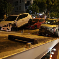 Park halindeki araçlara çarptı... Kalp krizi geçiriyordu!