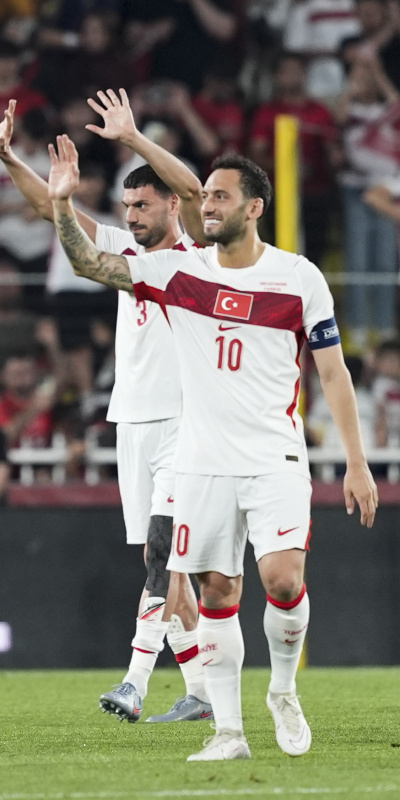 Paraguay ile ilk randevu!