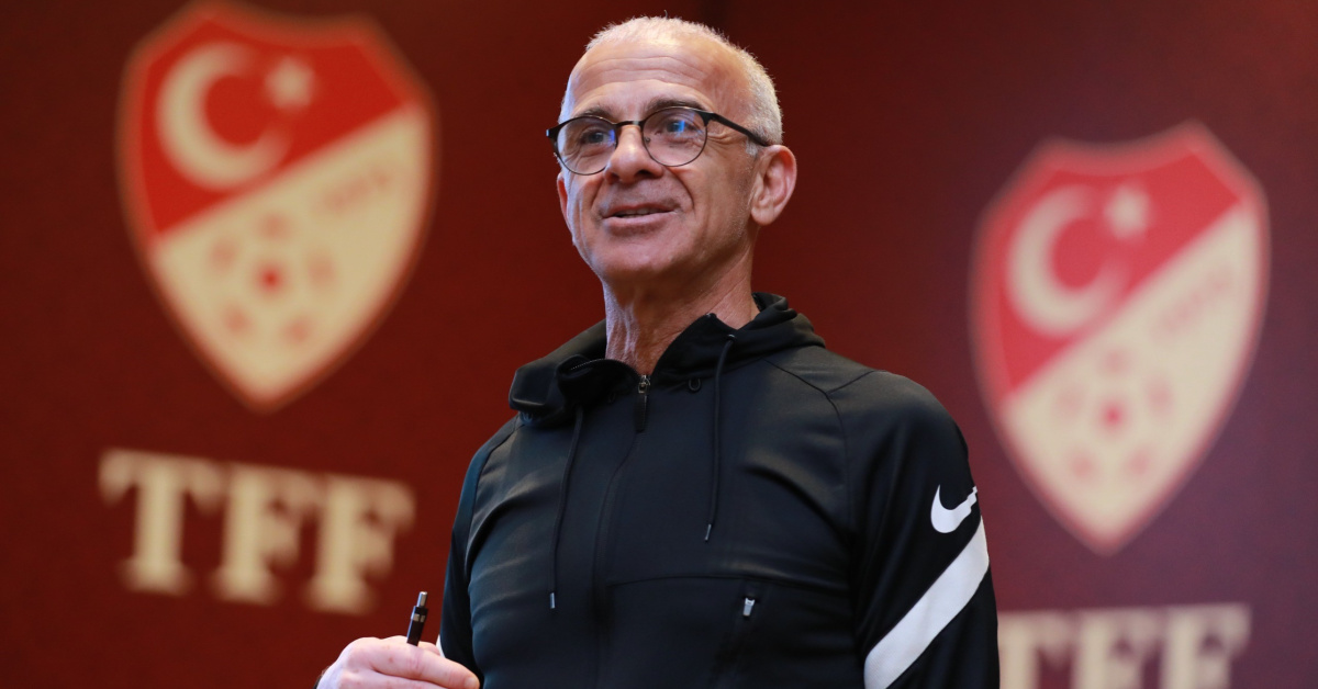 F.Bahçe'nin futbol direktörü Oğuz Çetin!