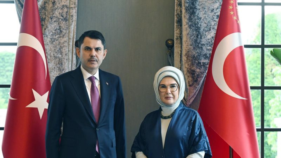 Emine Erdoğan, Bakan Kurum'u kabul etti