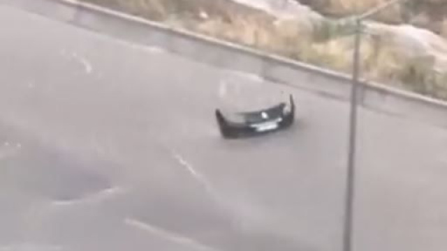 Ankara'da sağanak yağış etkili oldu