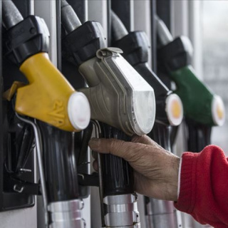 Benzine indirim geldi