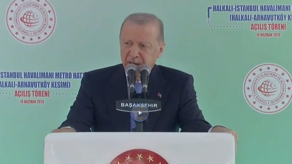"İstanbul'un eziyete dönüşmüş trafiğini çözeceğiz"