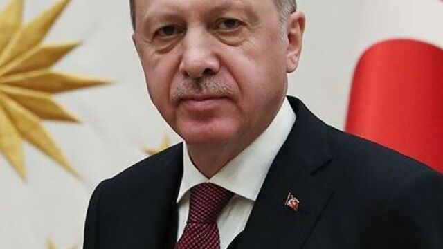 YKS'ye girecek öğrencilere başarı diledi