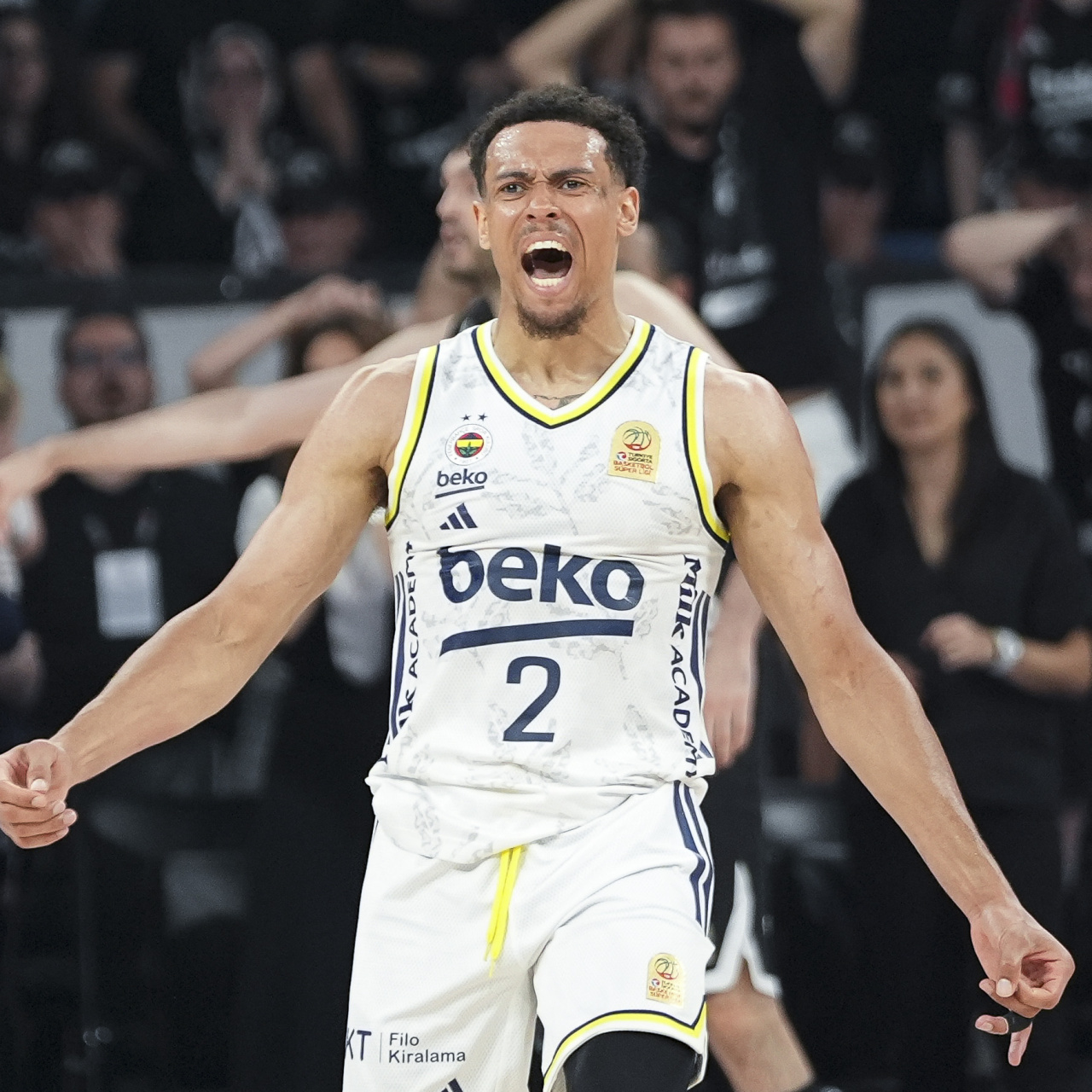 Final serisinin MVP'si Wade Baldwin!