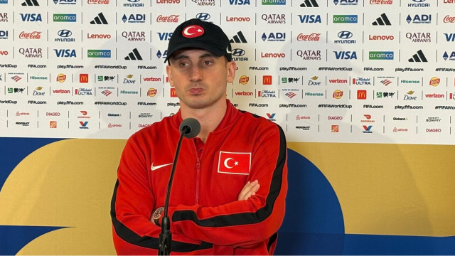 "Bu takımı ayağa kaldıracak olanlar da bizleriz"