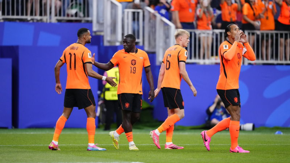 Hollanda gol oldu yağdı!